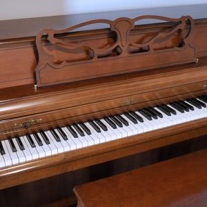 used Wurlitzer P-265FP piano