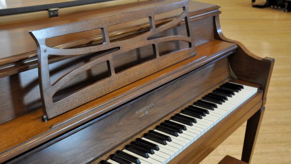 Hardman Console WS Used Piano 1970