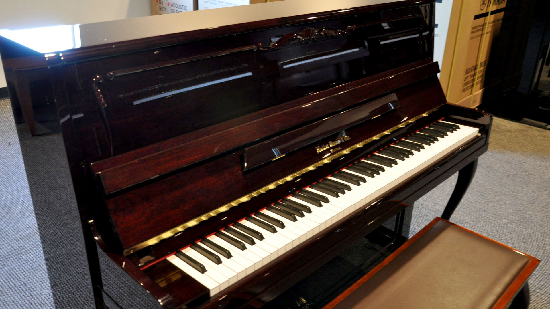 used piano Hallet and Davis 115GC MP